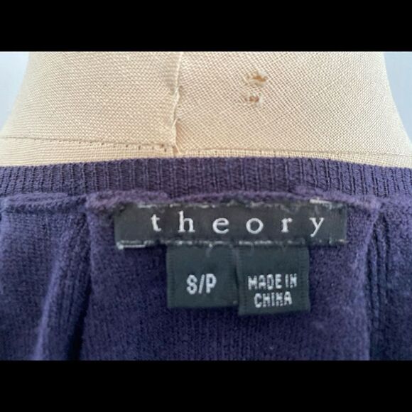 Theory Purple Sweater - Picture 3 of 4